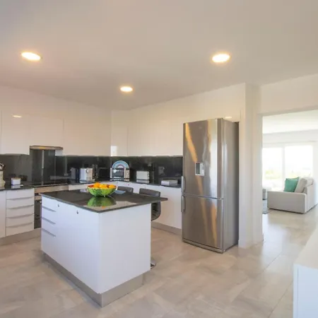 Bellevue Villa *